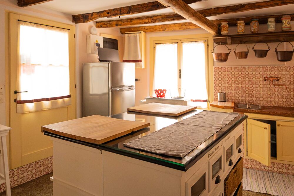Cucina con isola centrale
